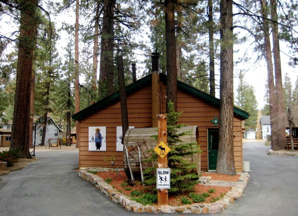 Majestic Moose Lodge - Coptic Village บิ๊กแบร์เลค ภายนอก รูปภาพ